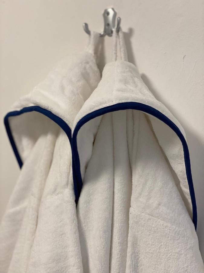 Coco Romantic In Central Antwerp - Sauna المظهر الخارجي الصورة